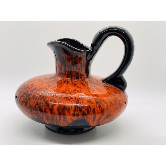 Vintage Canuck Pottery Ewer, Made in Canada Red and Black, High Gloss Lava Glaze - Picture 3 of 9